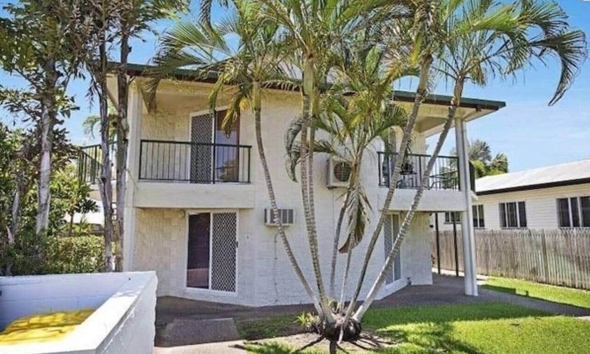 West End Apartment | 1 Bed Apartment on Henry