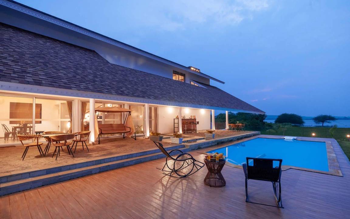 Nashik Villa | 1000 m² Villa ∙ 3 bedrooms ∙ 13 guests