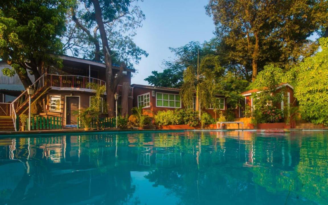 Mira Road East Hotel | 130 m² Hotel ∙ 2 guests