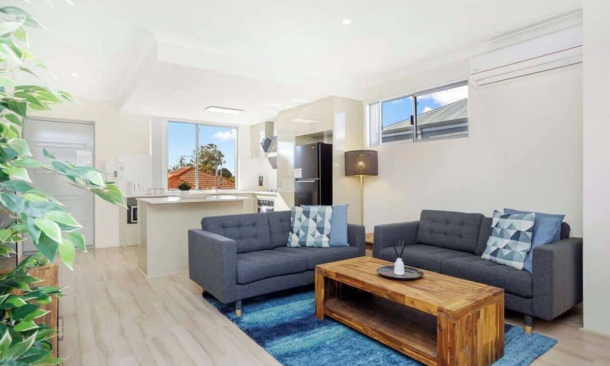 North Perth Apartment | 134 North Perth Nest for 4 +parking