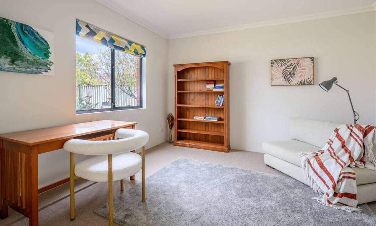 Bayswater House | 18 Home Base for Happy Days Family Stay 3BR Prkg