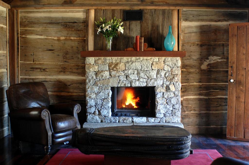 Beechworth Apartment | 1860 Luxury Accommodation