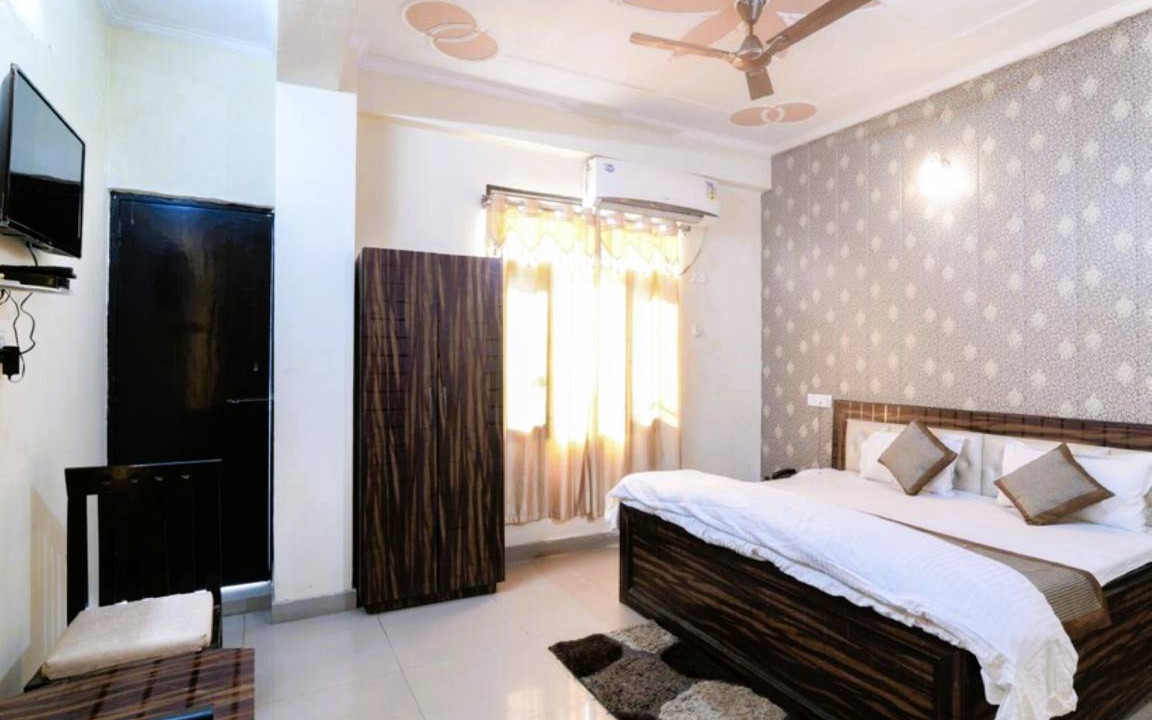 BHEL Township Hotel | 190 m² Hotel ∙ 3 guests