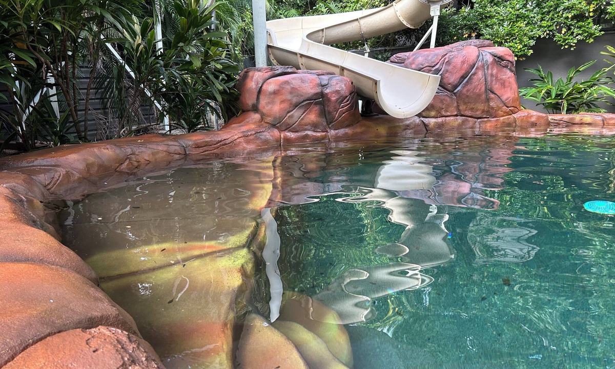 Parap Apartment | 1BR (sleeps 3) - private, modern granny flat with large shaded pool