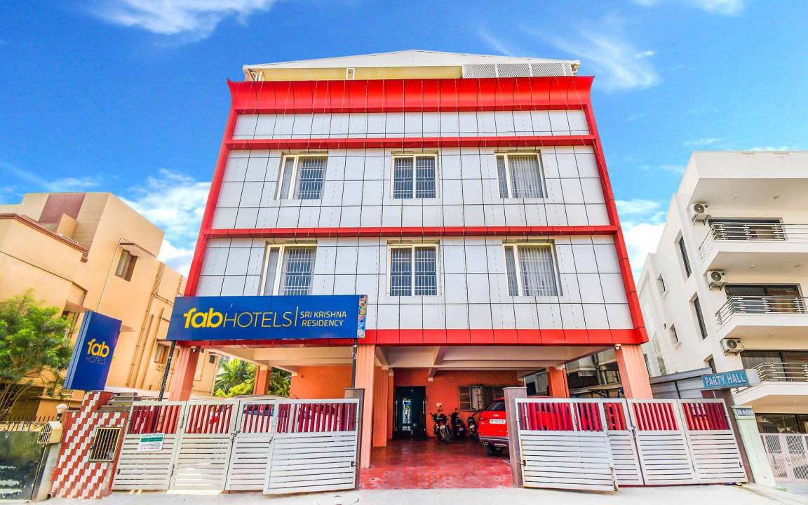 Nanganallur Hotel | 210 m² Hotel ∙ 4 guests
