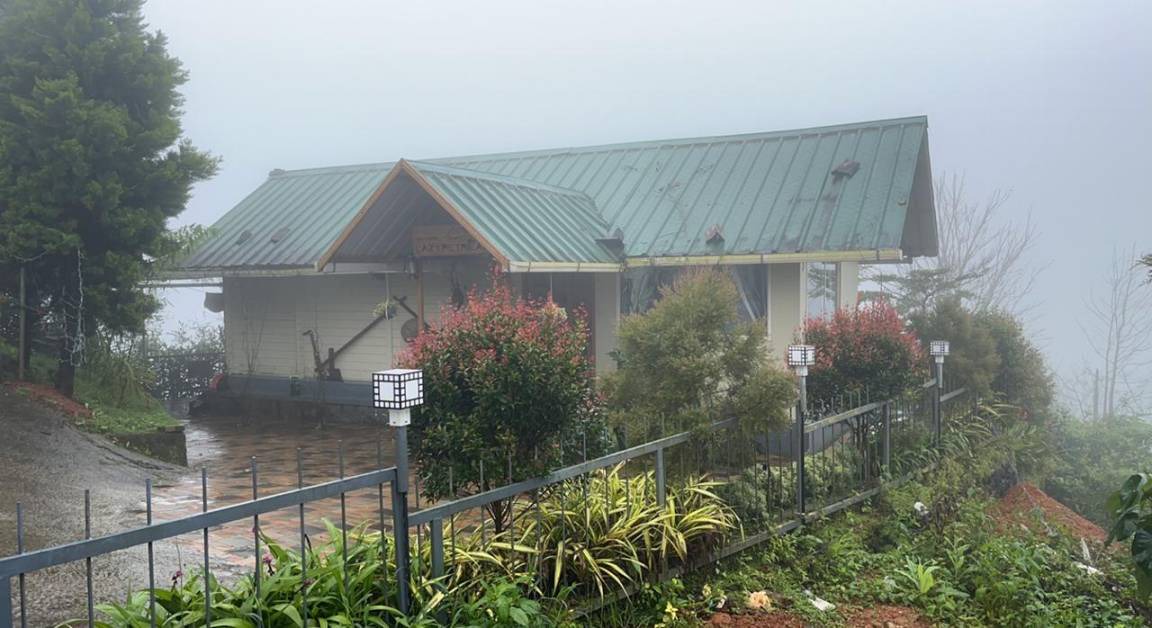 Elappara House | 240 m² House ∙ 6 guests