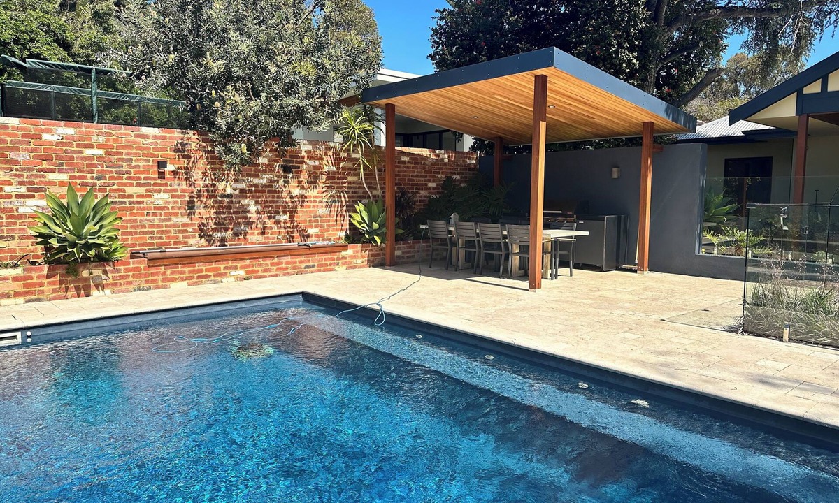 Wembley House | 246 Peacefully Private Family Home+POOL