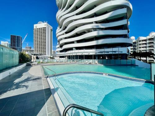 Broadbeach Apartment | 24th floor Luxury, The Wave Broadbeach