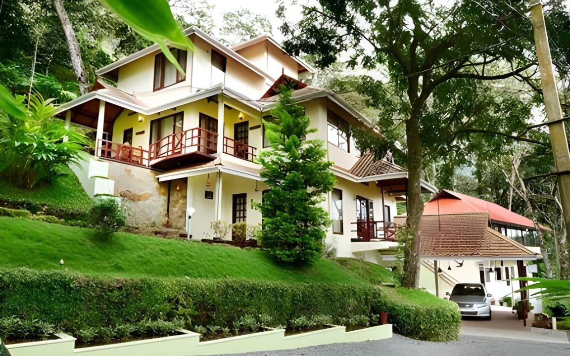 Pallivasal Hotel | 26 m² Hotel ∙ 3 guests