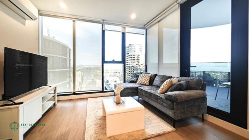 Box Hill Apartment | 2802 - high rised 3 bedroom apartment in box hill with carpark