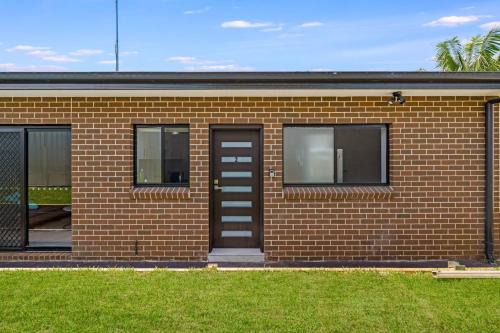 Koonawarra Apartment | 2BDR Granny Flat For Family Retreat