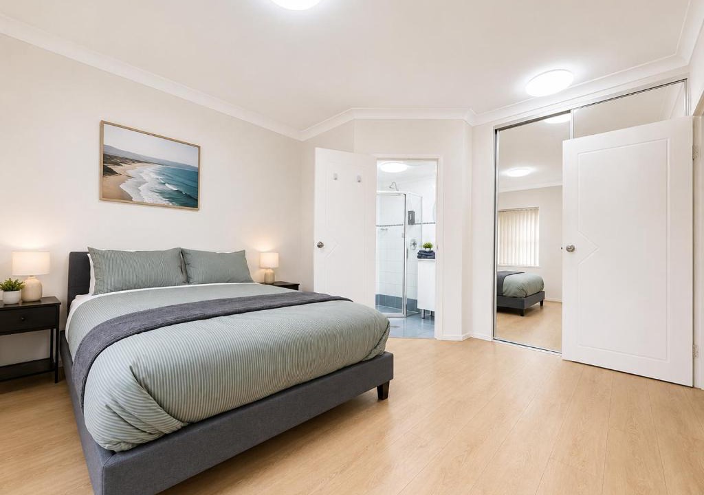 Chippendale Apartment | 2BR Apartment Central Rail Station CBD Free Parking