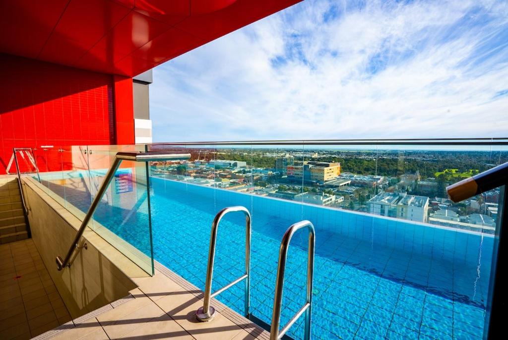 Adelaide Central Business District Apartment | 2BR Central Market Stay, Pool & Gym