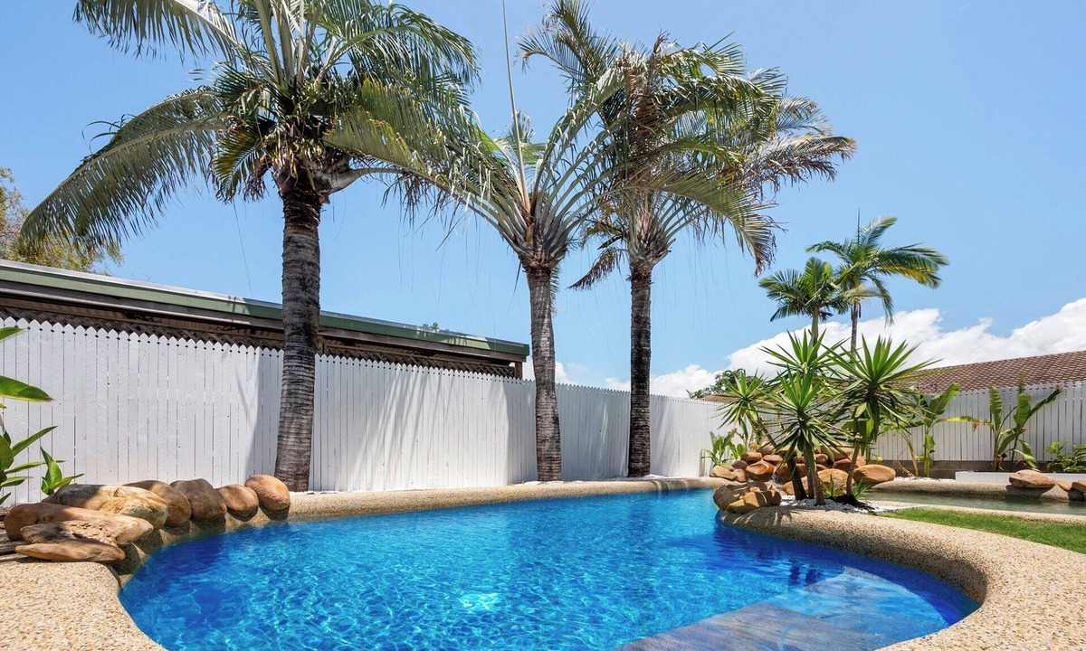 West End House | 3 Palms Lagoon Pool Villa