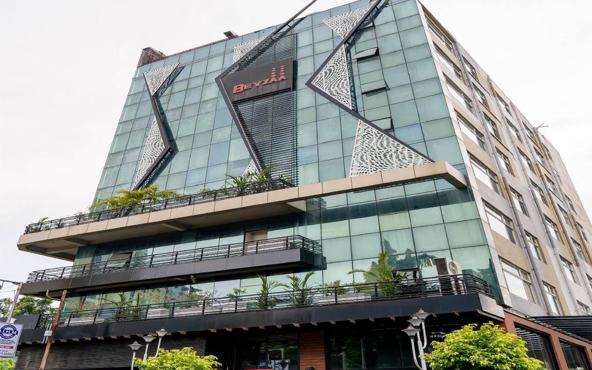 Sector 1 Hotel | 300 m² Hotel ∙ 3 guests