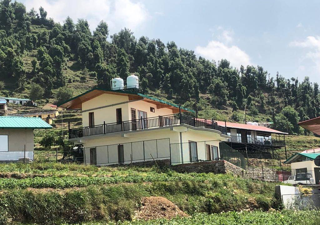 Tehri Range Hotel | 300 m² Hotel ∙ 5 bedrooms ∙ 12 guests