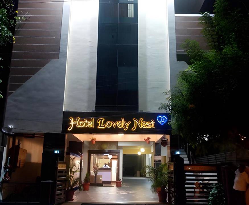 Gandhipuram Hotel | 33 m² Hotel ∙ 6 guests