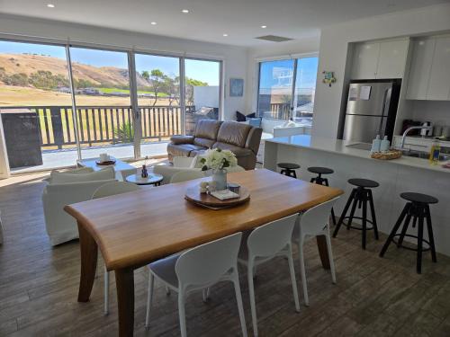 Normanville House | 3rd On Troon