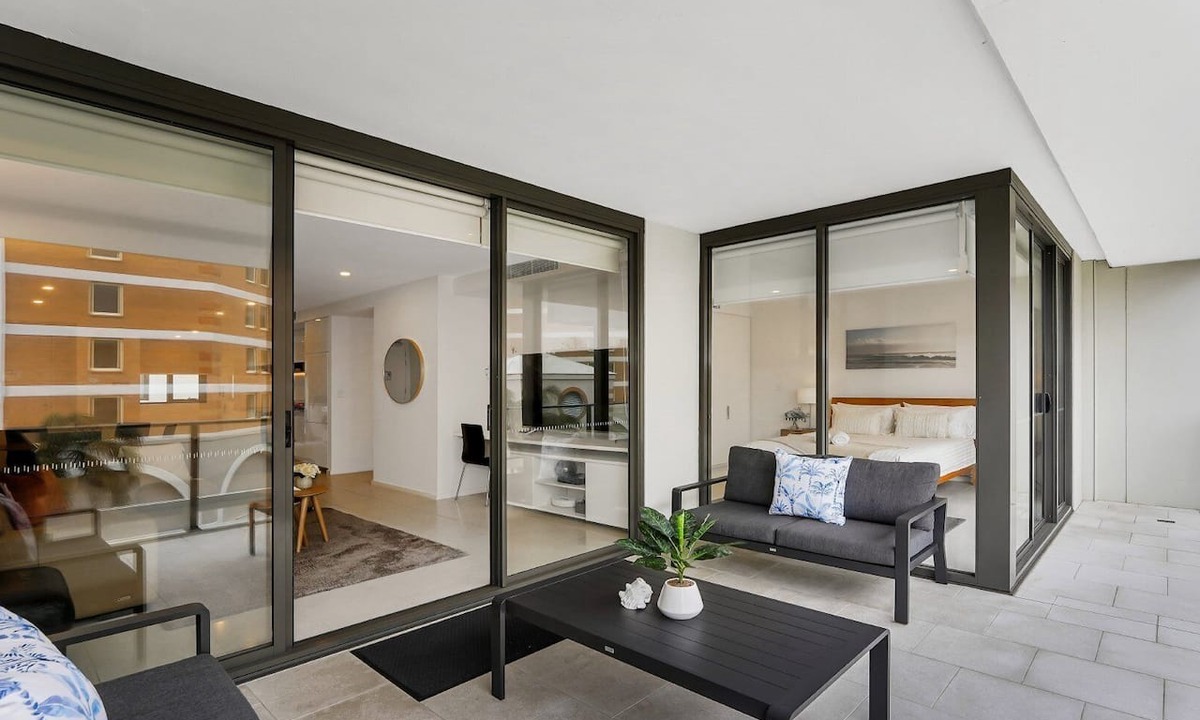 Terrigal Apartment | 405 PINE TREE | Short walk to beach | Accom Holidays