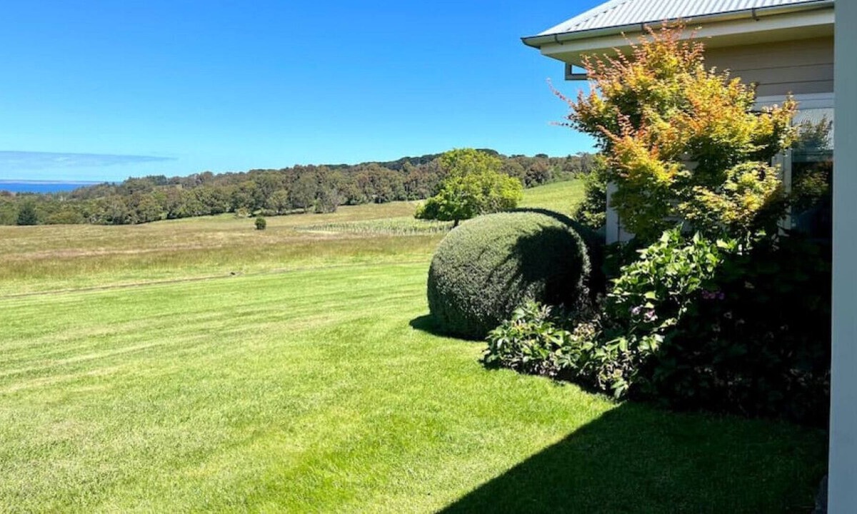 Flinders House | 444MCRf · Cotton Tree Cottage | Stunning views by the bay