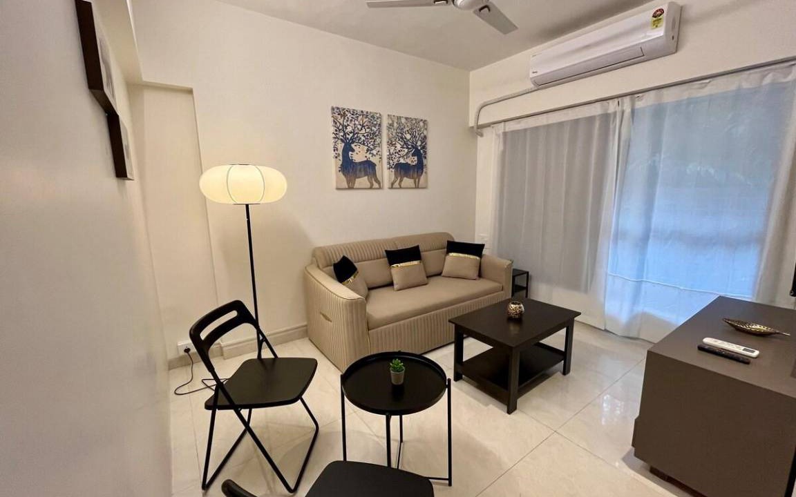 Kandivali East Apartment | 450 m² Apartment ∙ 1 bedroom ∙ 4 guests