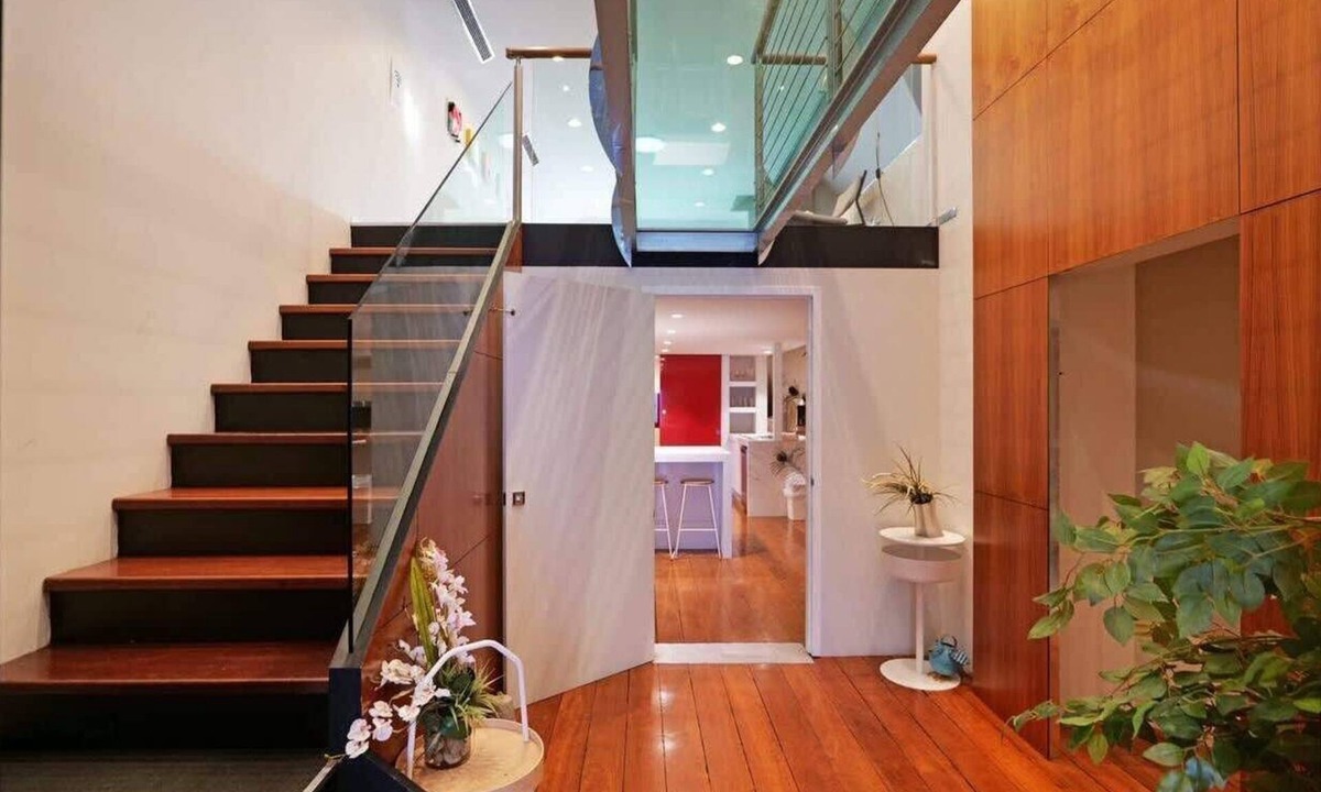 Perth House | 57 Huge Perth Highgate Stay Near HBF Gated Parking