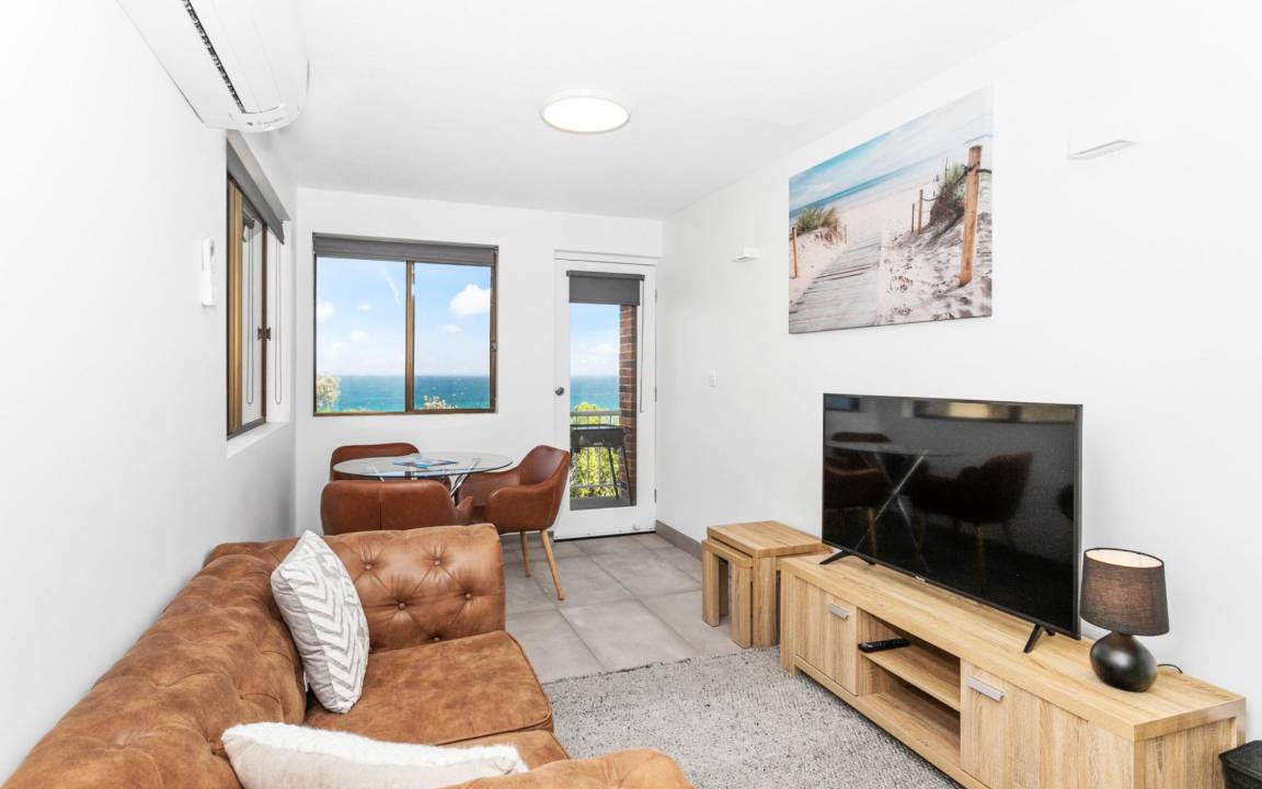 Ulladulla Apartment | 67 South Pacific Crescent - Studio Apartment