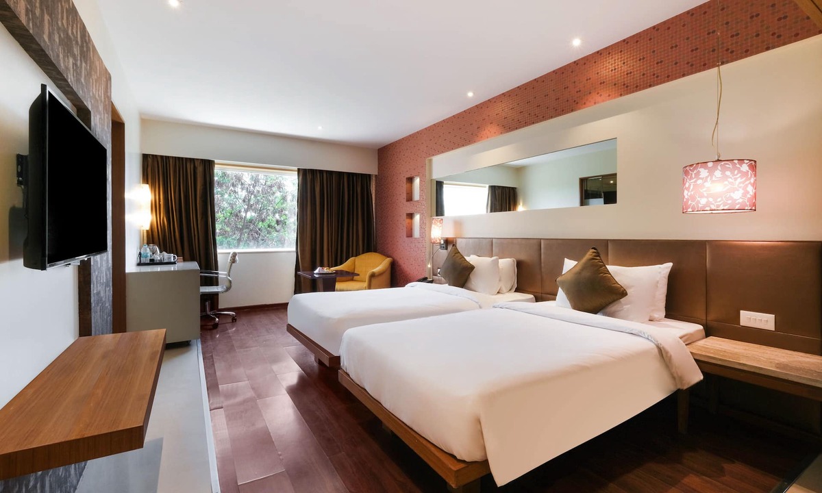 Kasarwadi Hotel | 7 Apple Hotel Pimpri Pune
