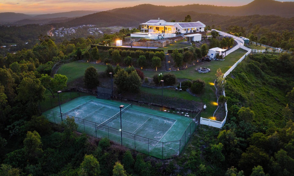 Upper Coomera House | A 20 acre Mountaintop Gated Villa with panoramic Ocean Views