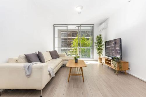 Sydney Central Business District Apartment | A Cozy & Modern Studio Right Next to Darling Harbour