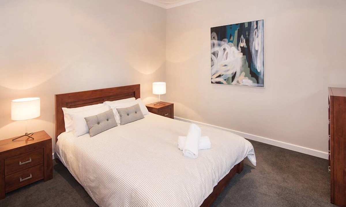 Margaret River House | A stylish and modern home, situated in manicured gardens.