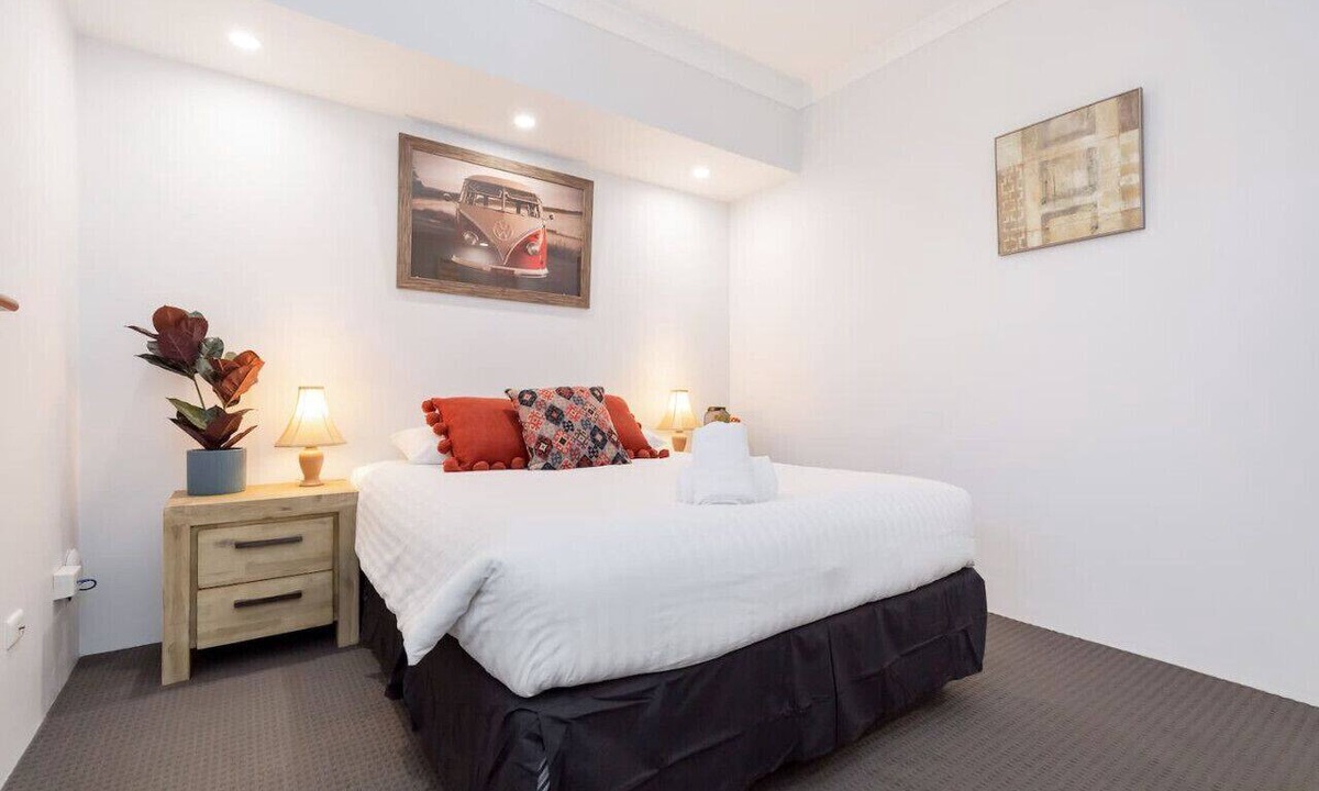 Connolly Apartment | A5 - Bright & spacious, 1 bathroom apartment!