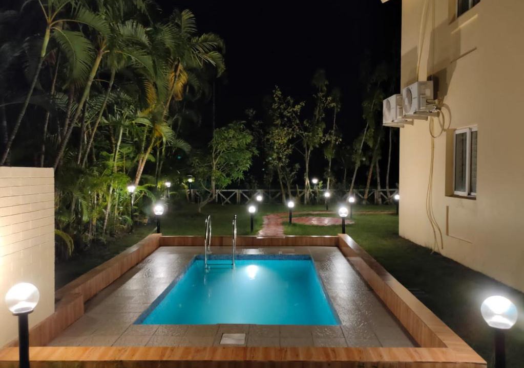Raichak House | Aahana