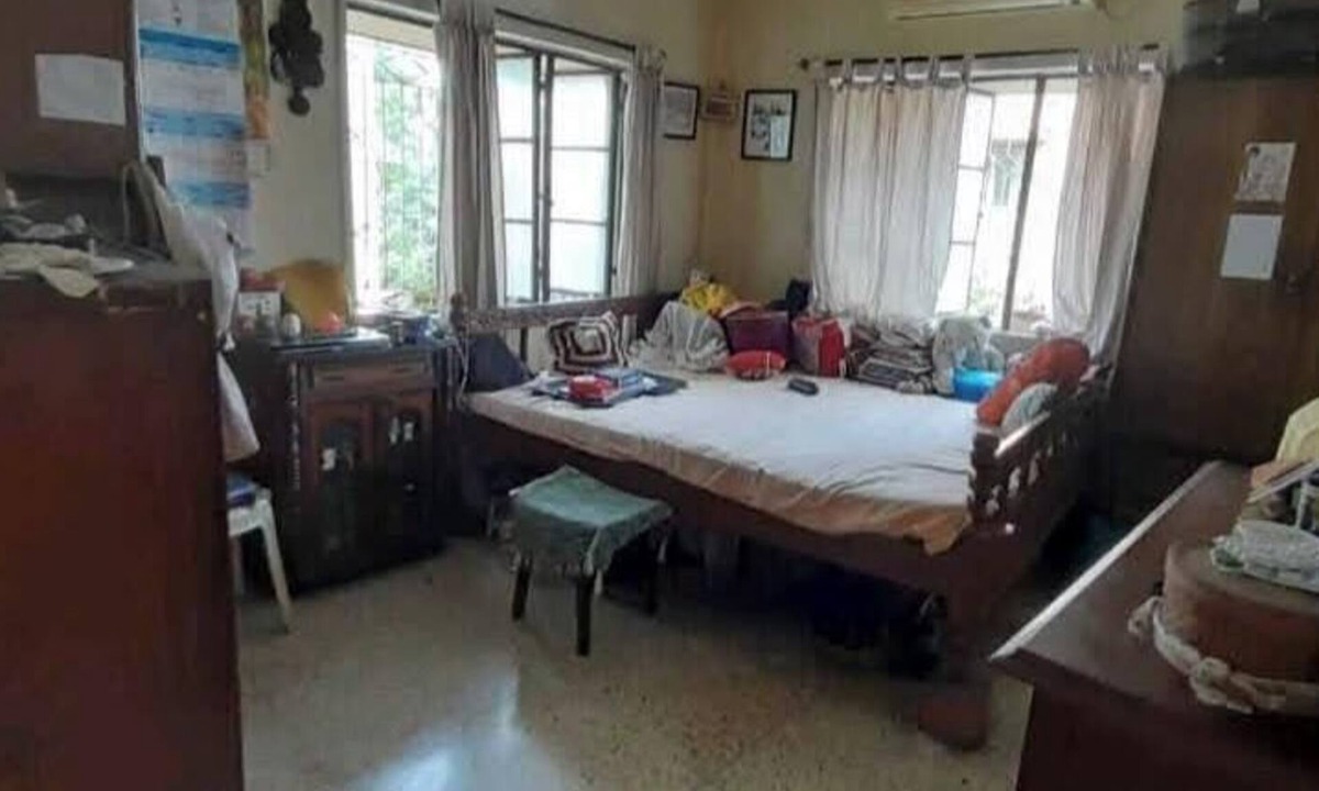 Kolkata Apartment | Abhinandan,a stand alone building,well connected with metro ,bus and other