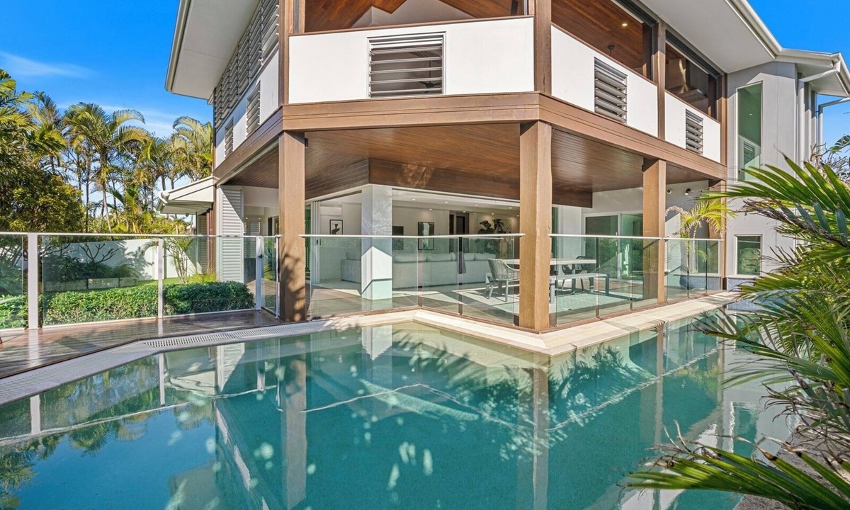 Kingscliff House | Abode La Vie- Beachside home with solar heated pool