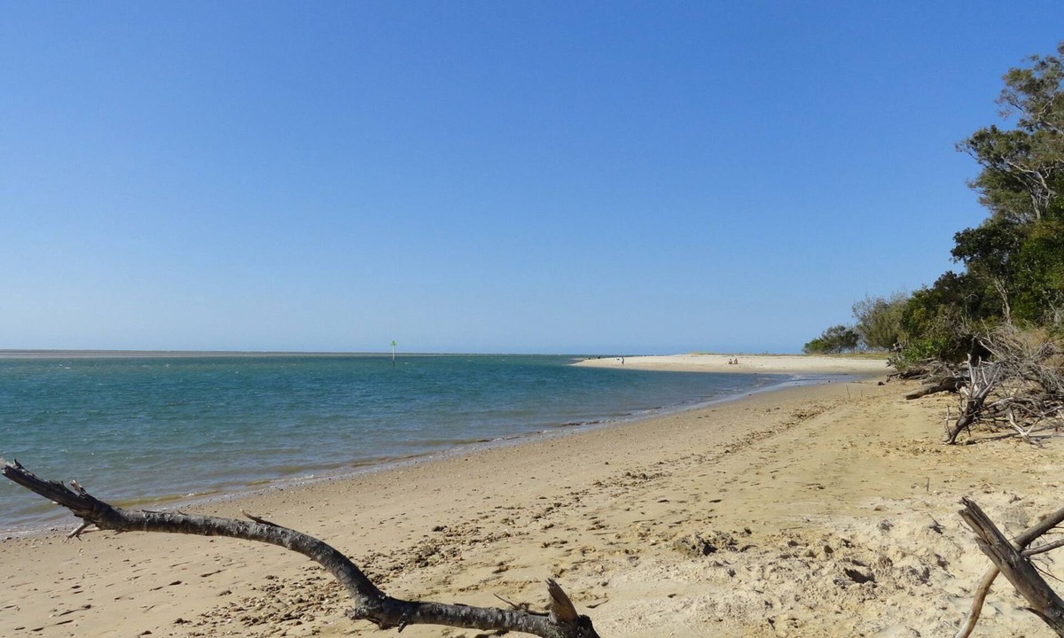 Toogoom House | Absolute Beachfront