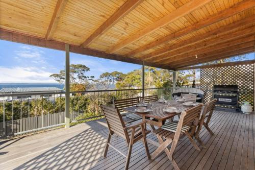 Hyams Beach House | Absolute Blue by Experience Jervis Bay