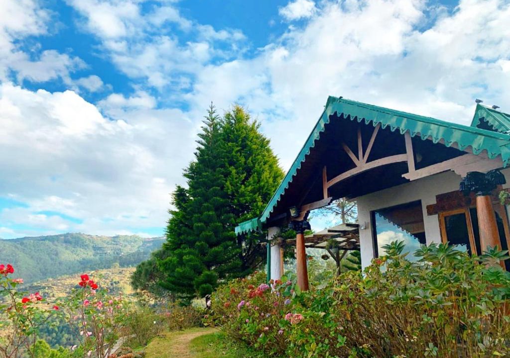 Kaul Villa | Achal Heights - Luxury Villa in Quaint Village