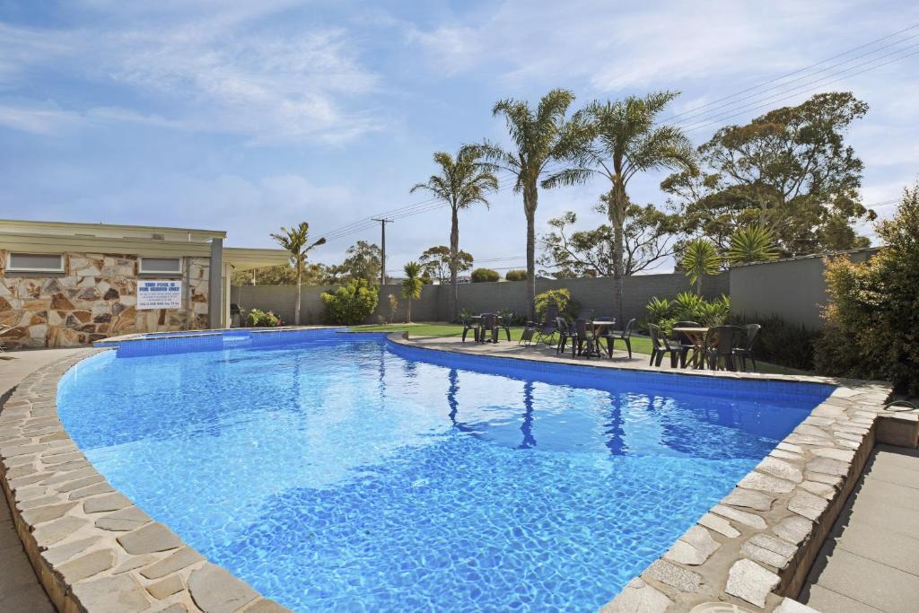 Murray Bridge Hotel | Adelaide Road Motor Lodge