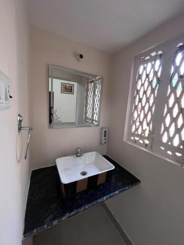 Varanasi Apartment | Adi Kashi Villa