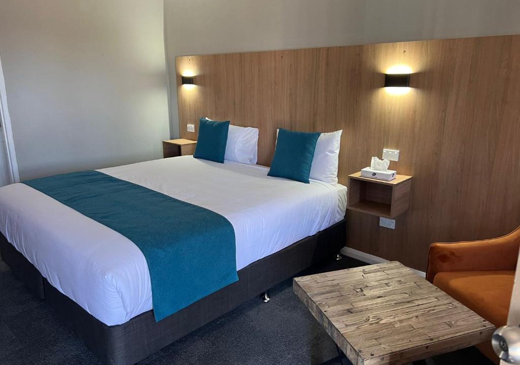 Forbes Hotel | Adrian Motel