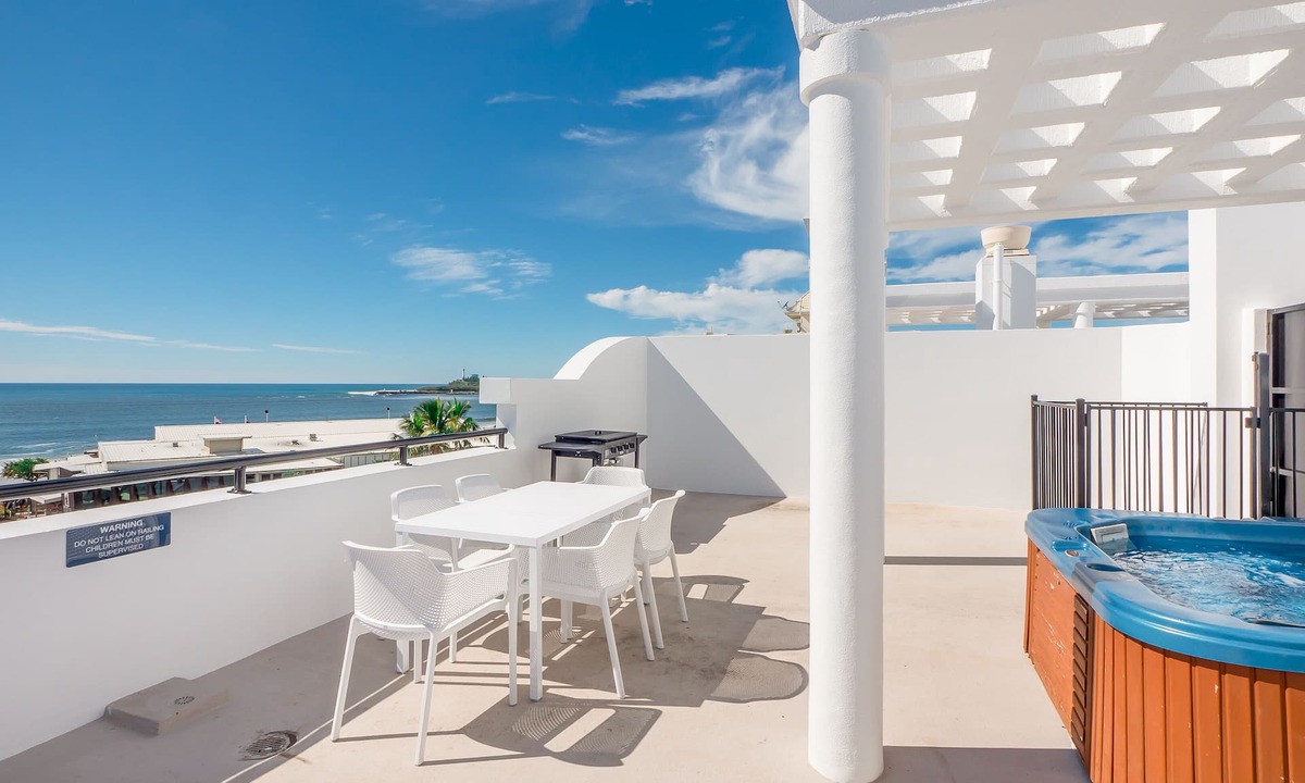 Mooloolaba Apartment | Aegean Apartments