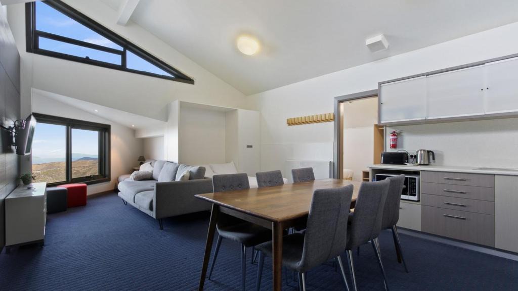 Hotham Heights Apartment | Alpine Heights 27