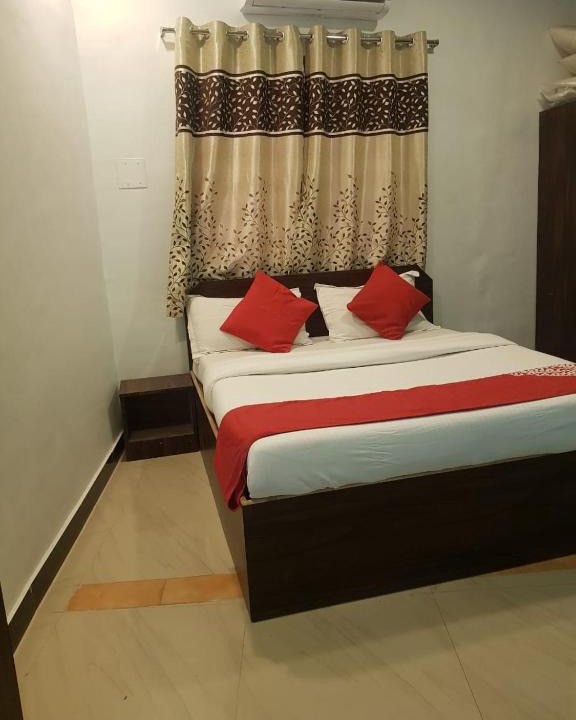 Andheri Bed & Breakfast | Anjali Residency