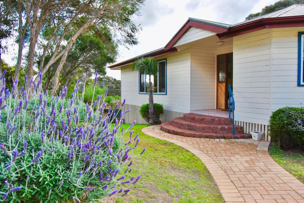 Victor Harbor House | Annie's Balquhidder Cottage