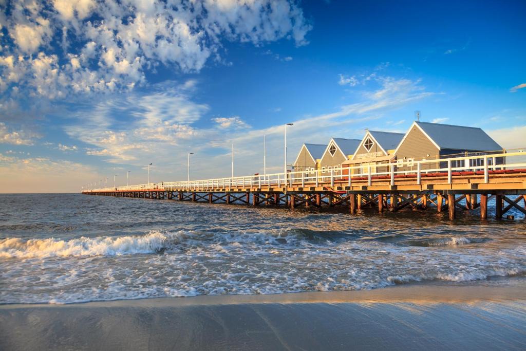 West Busselton House | API Busselton Seaside Escape Apartments