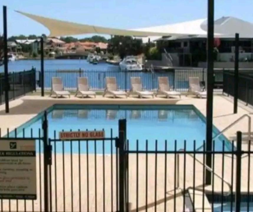 Halls Head Apartment | Apollo Quays Resort Studio apartment with Kitchenette and shared jetty