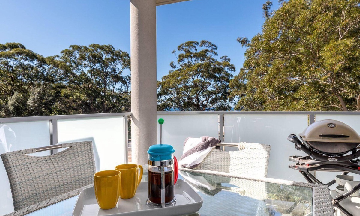 Huskisson Apartment | Aqua View: Modern three bedroom apartment overlooking Moona Moona Creek and Jervis Bay