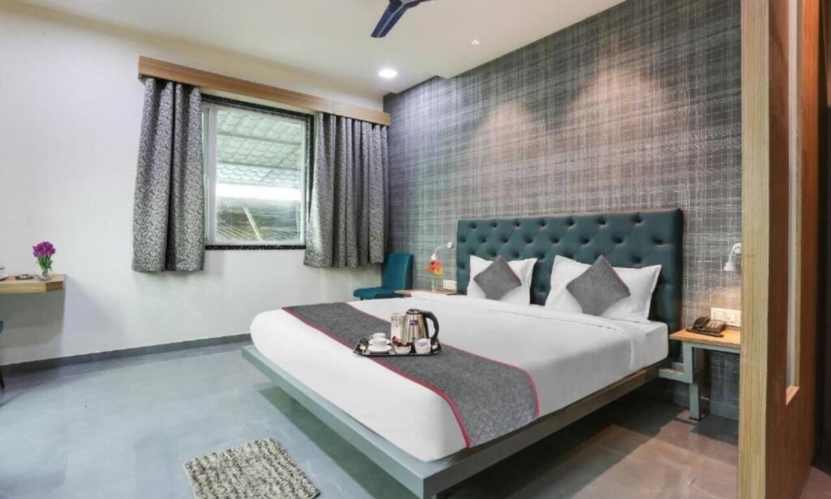 Bhiwandi Hotel | Arc Palace By Glitz Hotels