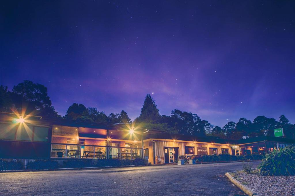 Kurrajong Heights Hotel | Archibald Hotel